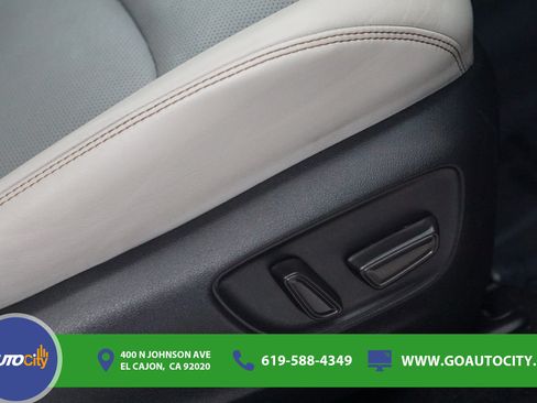 Used 2022 Toyota RAV4 Limited FWD image 14