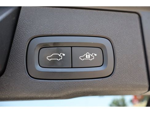 Used 2021 Volvo XC60 T5 Inscription w/ Protection Package Premier AWD/4WD image 8