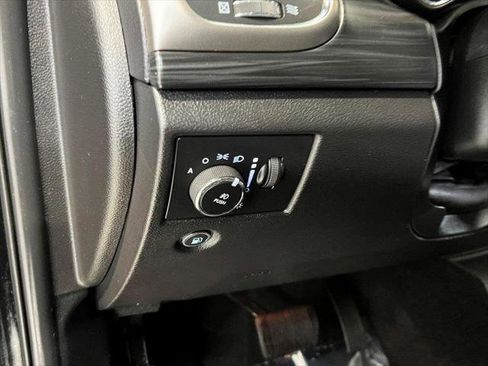 Certified 2020 Jeep Grand Cherokee Laredo image 31