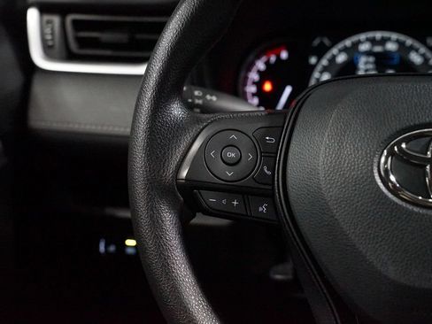 Certified 2025 Toyota RAV4 LE FWD image 14