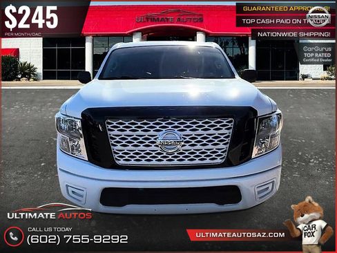 Used 2017 Nissan Titan S AWD/4WD image 33