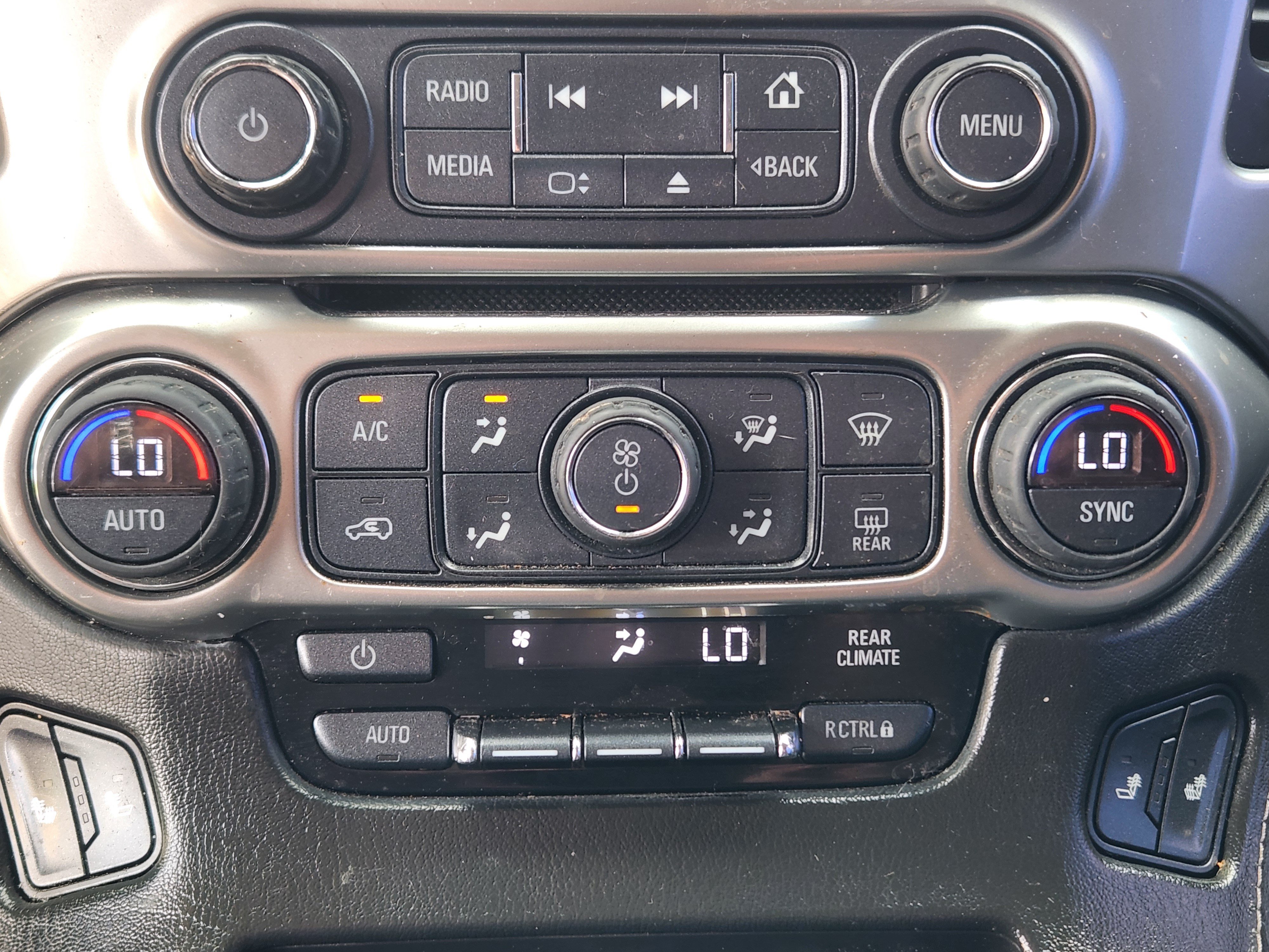 Used 2017 Chevrolet Suburban LT AWD/4WD image 14