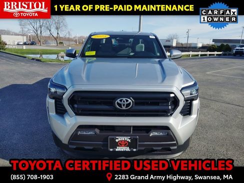 Certified 2025 Toyota Tacoma SR5 image 2