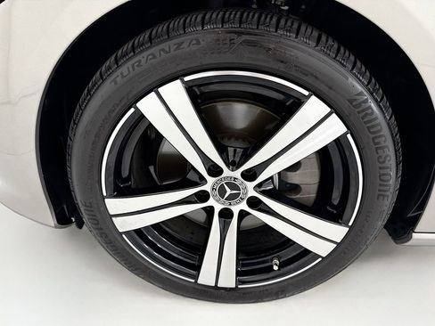 Used 2022 Mercedes-Benz C 300 Sedan image 28