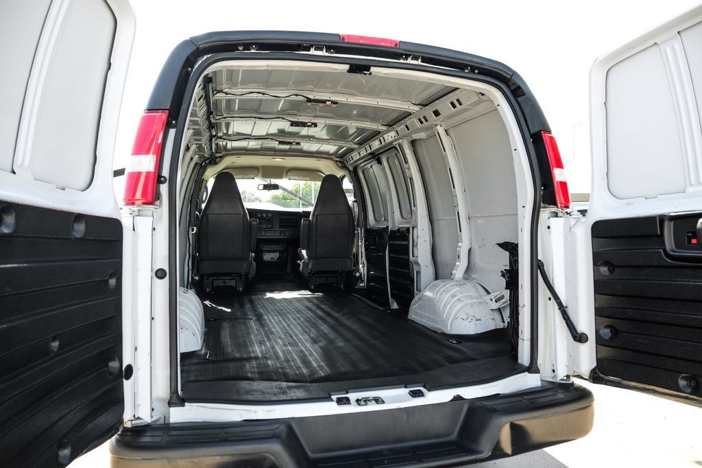 Used 2024 Chevrolet Express 2500 w/ Driver Convenience Package RWD image 50