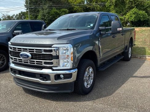 Used 2026 Ford F250 XLT AWD/4WD image 1