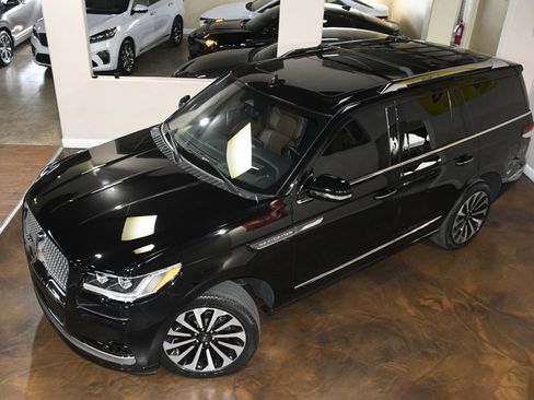 Used 2023 Lincoln Navigator Reserve image 74