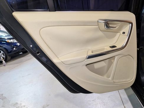 Used 2015 Volvo S60 T5 Premier image 18