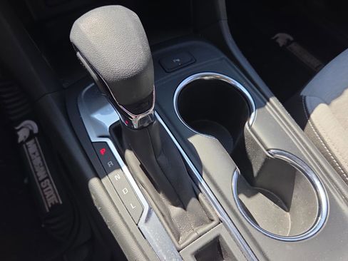 Used 2023 Chevrolet Equinox LT image 21