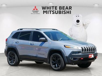Used 2017 Jeep Cherokee Trailhawk w/ Comfort/Convenience Group