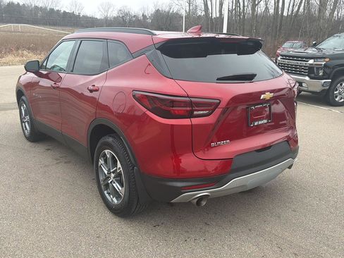 Used 2024 Chevrolet Blazer LT w/ Convenience Package image 3
