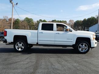 Used 2019 Chevrolet Silverado 2500 LT w/ Custom Sport Edition video 2