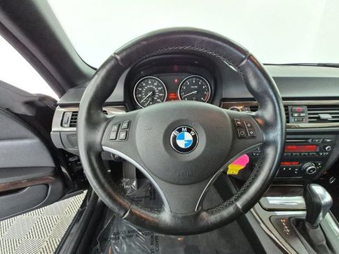 Used 2013 BMW 335i Convertible RWD image 27