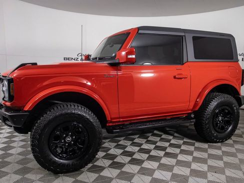 Used 2022 Ford Bronco Outer Banks image 10