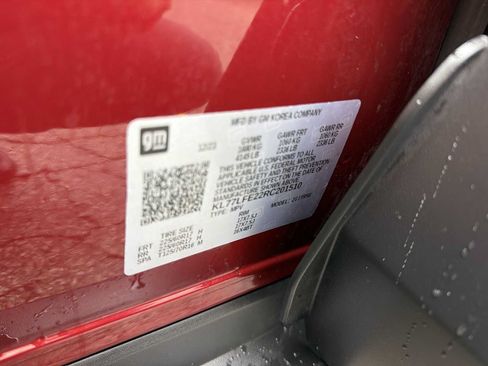 Certified 2024 Chevrolet Trax LS w/ LS Convenience Package FWD image 33