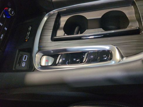 Used 2024 Buick Enclave Essence w/ Experience Buick Package image 15