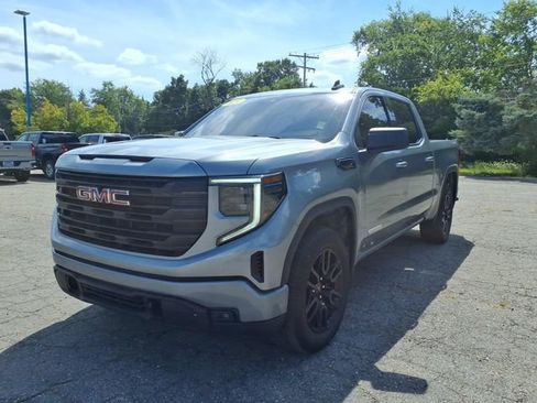 Used 2024 GMC Sierra 1500 Elevation AWD/4WD image 3