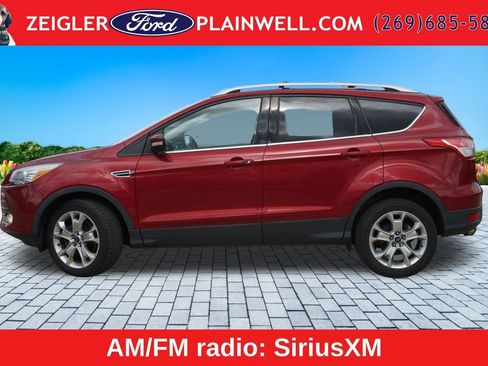 Used 2014 Ford Escape Titanium w/ Equipment Group 401A AWD/4WD image 2