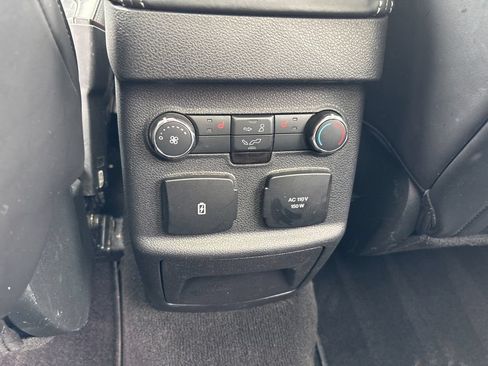 Used 2019 Ford Explorer Platinum AWD/4WD image 29