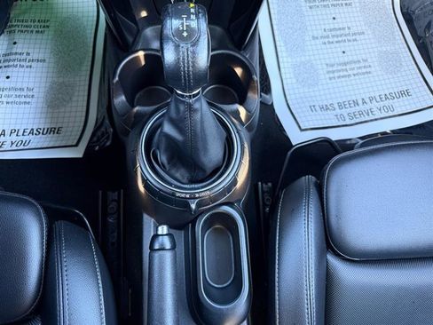 Used 2016 MINI Cooper S image 26