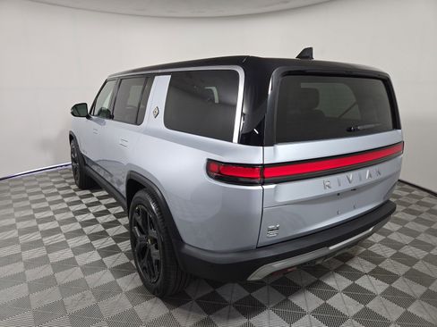 Used 2024 Rivian R1S Adventure AWD/4WD image 3