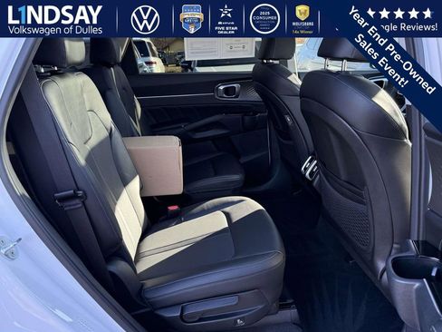 Used 2022 Kia Sorento SX image 13