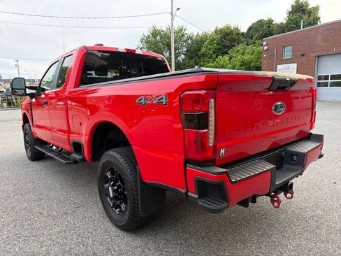 Used 2023 Ford F250 XL w/ STX Appearance Package AWD/4WD image 4