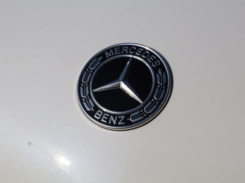 Used 2025 Mercedes-Benz GLS 580 4MATIC image 57
