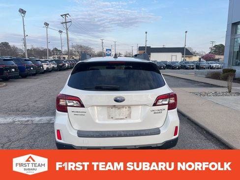 Used 2017 Subaru Outback 2.5i Limited image 5