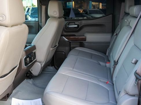 Used 2021 GMC Sierra 1500 SLT w/ SLT Convenience Package image 16