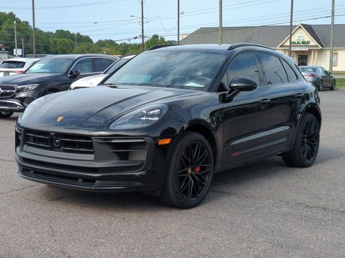 Used 2026 Porsche Macan GTS AWD/4WD image 7