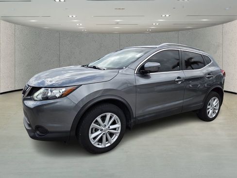 Used 2018 Nissan Rogue Sport SV image 7