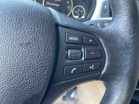 Used 2016 BMW 320i Sedan image 20