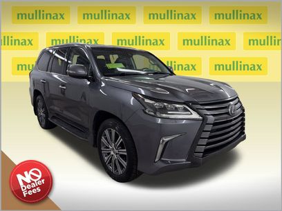 Used 2017 Lexus LX 570 4WD w/ Luxury Package