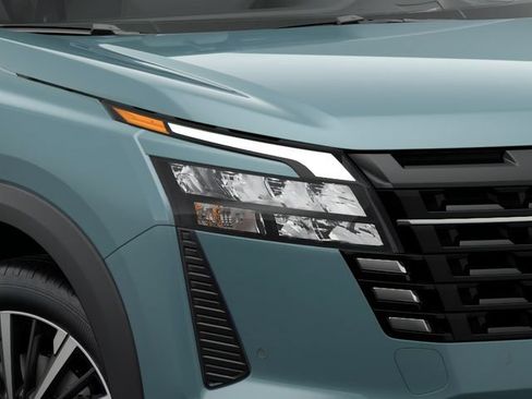 New 2026 Nissan Pathfinder Platinum AWD/4WD image 9