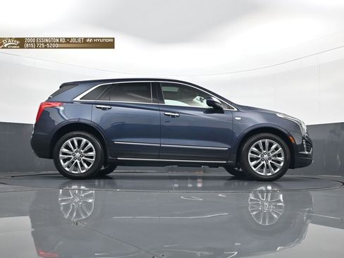 Used 2018 Cadillac XT5 Platinum w/ Driver Assist Package AWD/4WD image 24
