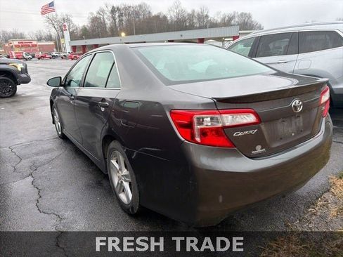 Used 2013 Toyota Camry SE image 4