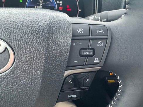 New 2026 Toyota Camry SE image 17