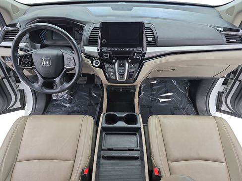 Used 2023 Honda Odyssey Touring image 9