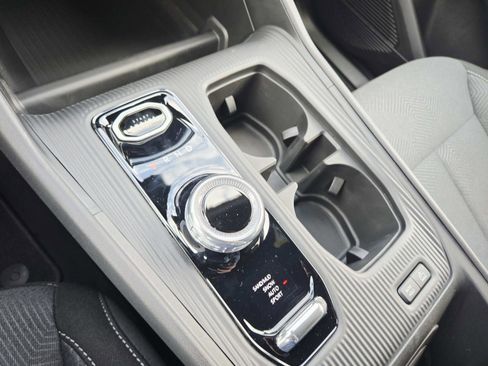 New 2026 Jeep Cherokee Laredo image 25