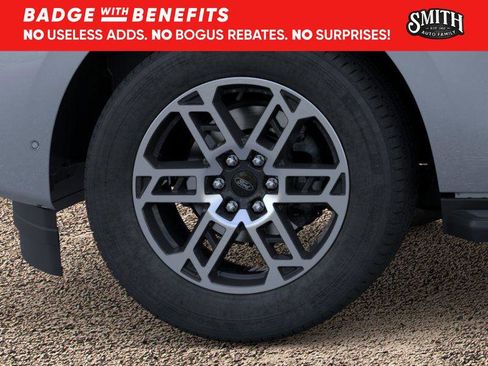 New 2025 Ford Expedition Active image 20