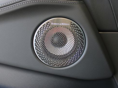 Used 2026 BMW XM Label Red image 16