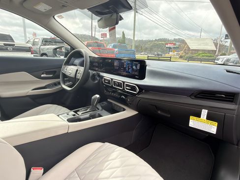 New 2026 Nissan Sentra SL image 15