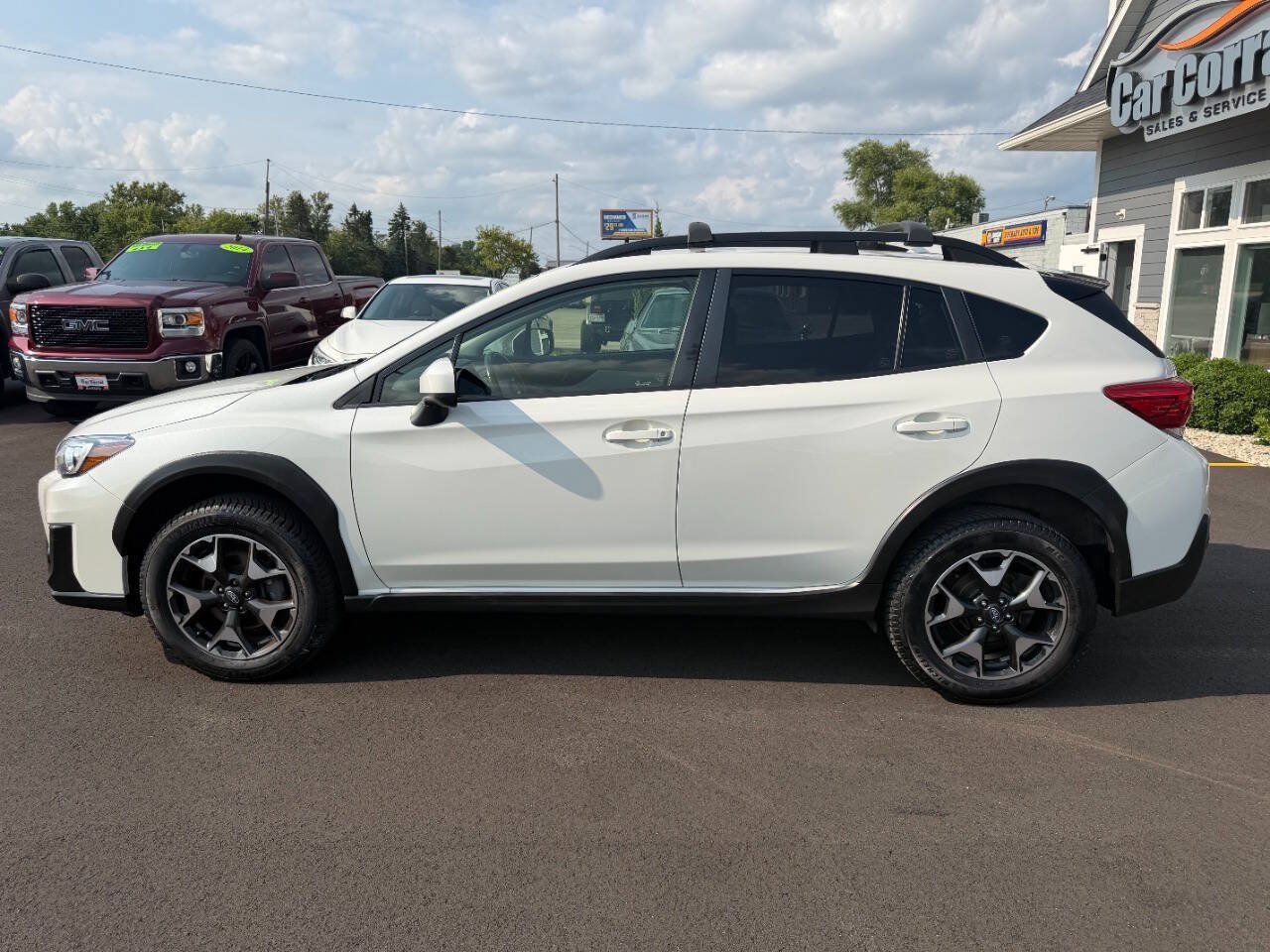 Used 2020 Subaru Crosstrek 2.0i Premium AWD/4WD image 2