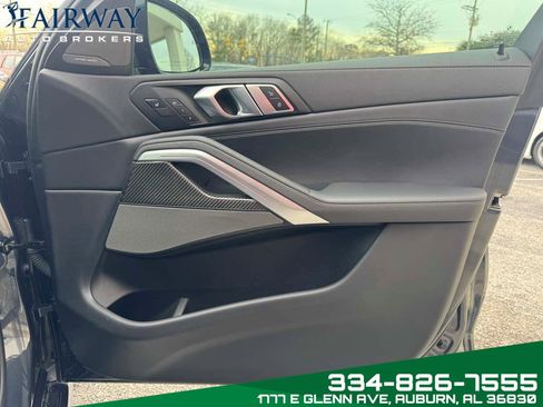 Used 2022 BMW X6 M50i w/ Executive Package image 30