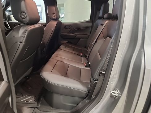 Used 2026 GMC Canyon Elevation w/ Convenience Package image 13