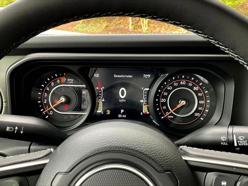 New 2026 Jeep Gladiator Mojave image 11