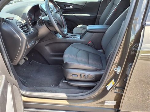 Used 2023 Chevrolet Equinox RS image 11