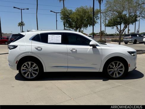 Used 2022 Buick Envision Avenir w/ Technology Package II AWD/4WD image 8