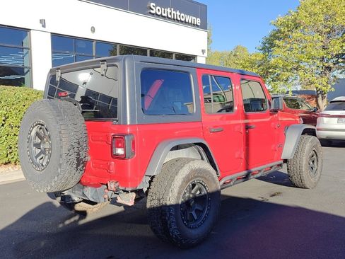 Used 2021 Jeep Wrangler Unlimited Sport image 7